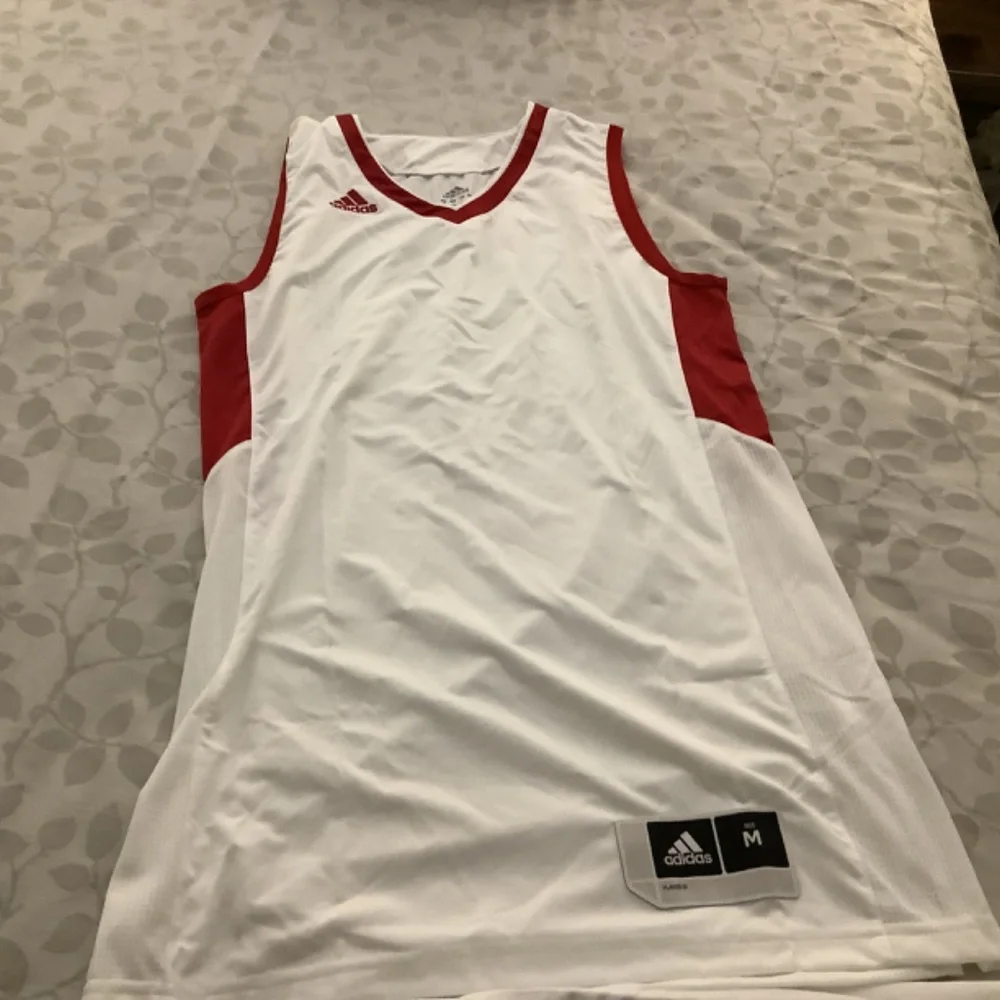 Jersey - Picture 2 of 7